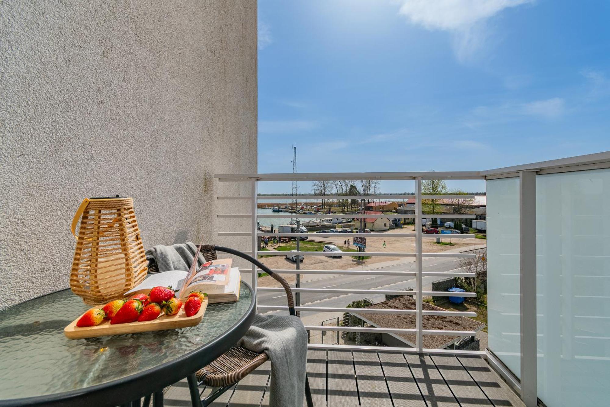 Apartamenty Mierzeja - Marina, Katy Rybackie, 100 M Od Zalewu Wislanego Luaran gambar