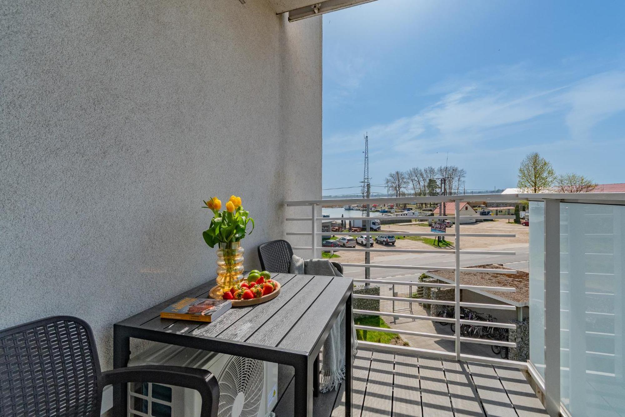 Apartamenty Mierzeja - Marina, Katy Rybackie, 100 M Od Zalewu Wislanego Luaran gambar